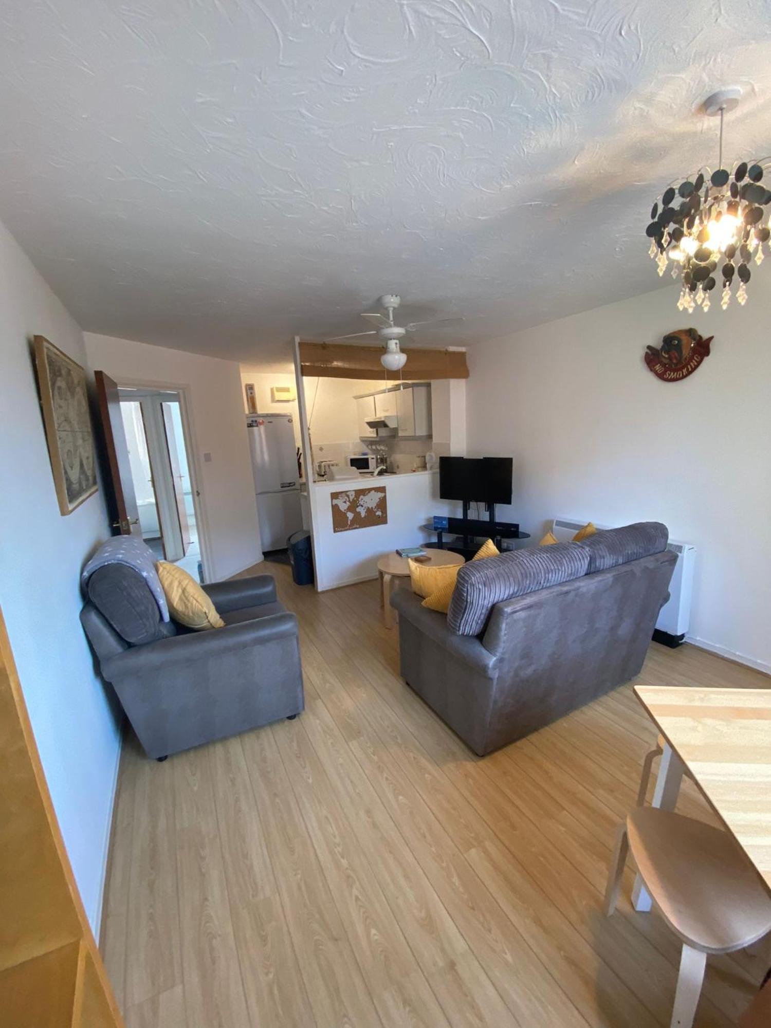 Cardiff Bay Apartment Экстерьер фото